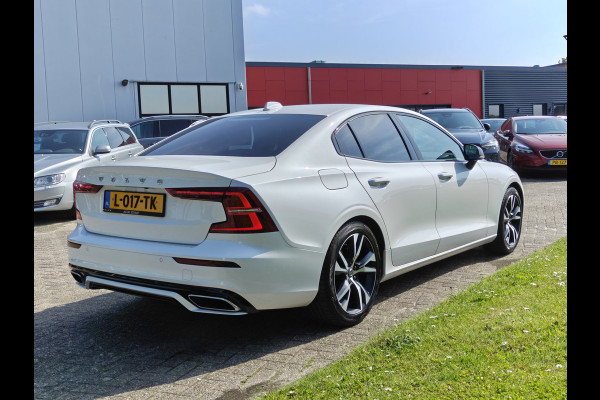 Volvo S60 B4 211PK R-Design | BLIS | Adapt. Cruise | Stoel/Stuur verwarm. | H&K | Trekhaak