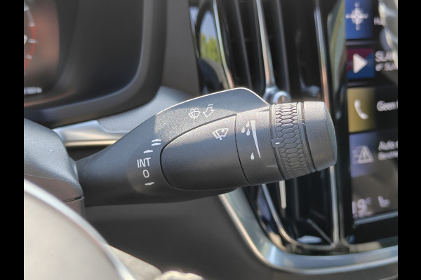 Volvo S60 B4 211PK R-Design | BLIS | Adapt. Cruise | Stoel/Stuur verwarm. | H&K | Trekhaak
