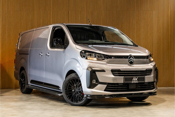 Citroën Jumpy 2.0 BlueHDI 180 L3 | CarPlay | Camera | L+R Schuifdeur | AV Edition | BPM Vrij | 3-Zitter | Navigatie | DAB | Cruise control | PDC | Spoilerkit