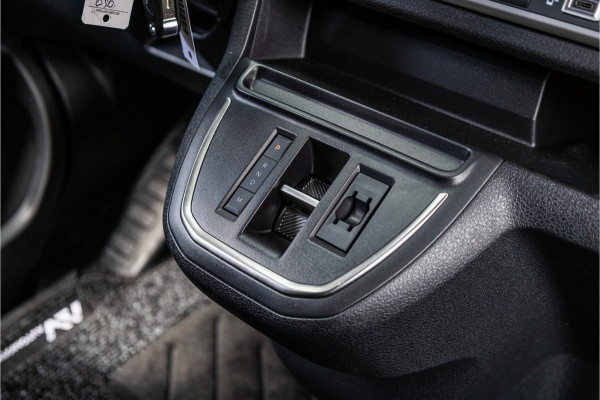Citroën Jumpy 2.0 BlueHDI 180 L3 | CarPlay | Camera | L+R Schuifdeur | AV Edition | BPM Vrij | 3-Zitter | Navigatie | DAB | Cruise control | PDC | Spoilerkit