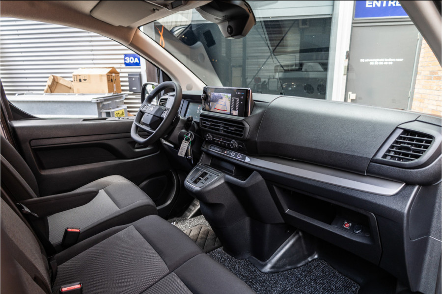 Citroën Jumpy 2.0 BlueHDI 180 L3 | CarPlay | Camera | L+R Schuifdeur | AV Edition | BPM Vrij | 3-Zitter | Navigatie | DAB | Cruise control | PDC | Spoilerkit