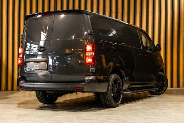 Citroën Jumpy 2.0 BlueHDI 180 L3 | CarPlay | Camera | L+R Schuifdeur | AV Edition | BPM Vrij | 3-Zitter | Navigatie | DAB | Cruise control | PDC | Spoilerkit