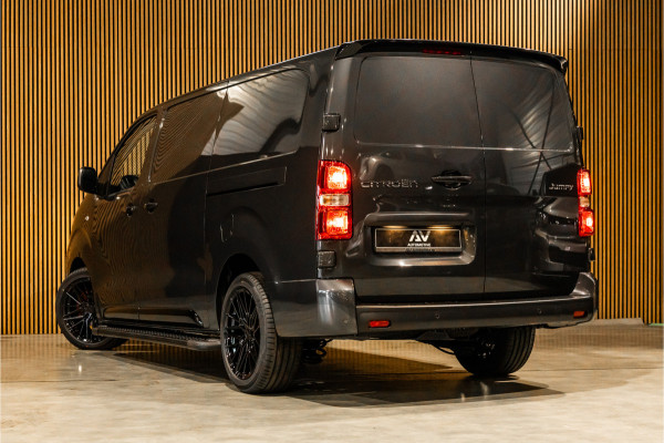 Citroën Jumpy 2.0 BlueHDI 180 L3 | CarPlay | Camera | L+R Schuifdeur | AV Edition | BPM Vrij | 3-Zitter | Navigatie | DAB | Cruise control | PDC | Spoilerkit