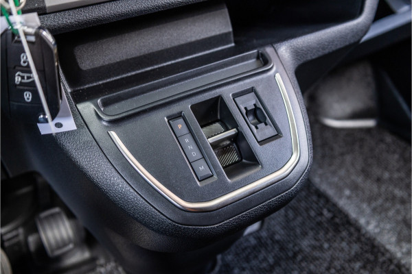 Citroën Jumpy 2.0 BlueHDI 180 L3 | CarPlay | Camera | L+R Schuifdeur | AV Edition | BPM Vrij | 3-Zitter | Navigatie | DAB | Cruise control | PDC | Spoilerkit