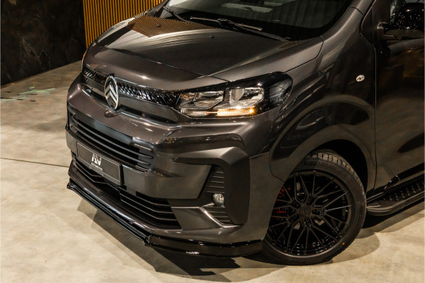 Citroën Jumpy 2.0 BlueHDI 180 L3 | CarPlay | Camera | L+R Schuifdeur | AV Edition | BPM Vrij | 3-Zitter | Navigatie | DAB | Cruise control | PDC | Spoilerkit