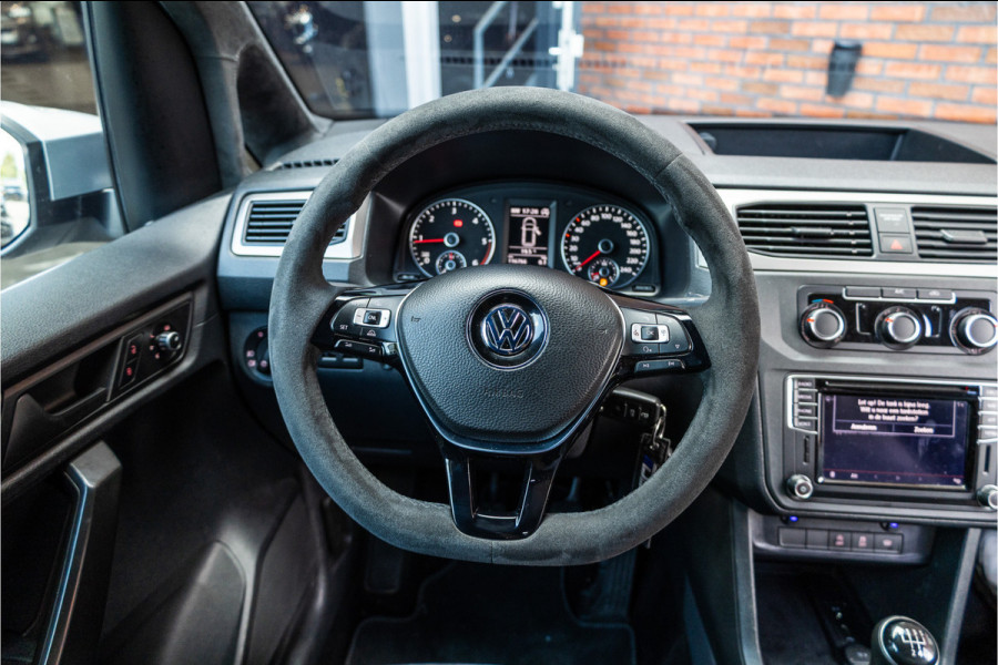 Volkswagen Caddy 2.0 TDI L2H1 Maxi Exclusive | Bi-Xenon | CarPlay | Elek stoelen | Stoelverwarming | Camera | Alcantara bekleding | MF Stuur | Nieuwe APK