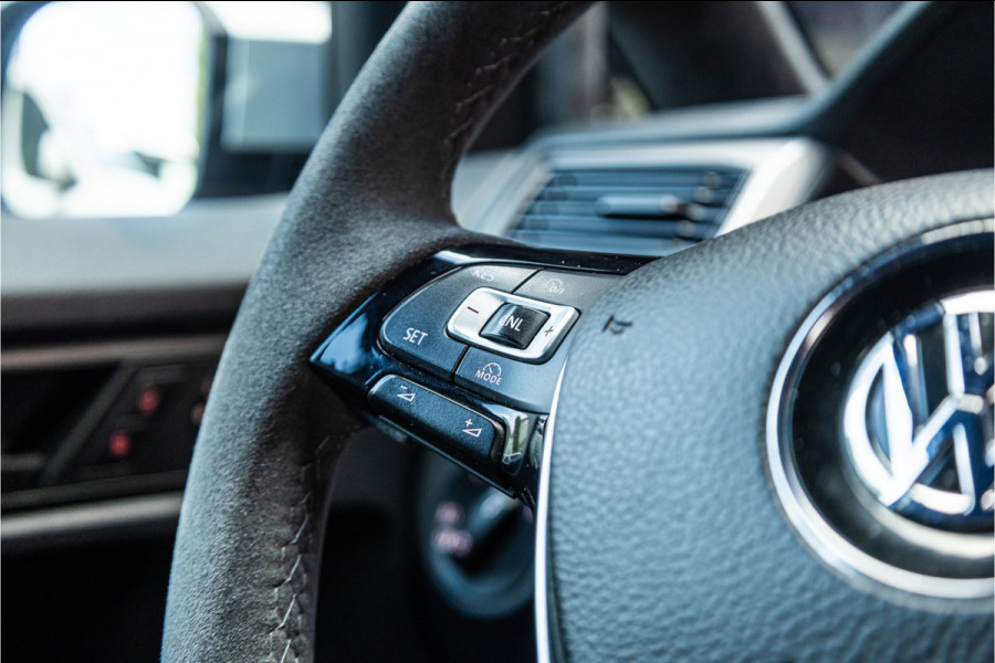 Volkswagen Caddy 2.0 TDI L2H1 Maxi Exclusive | Bi-Xenon | CarPlay | Elek stoelen | Stoelverwarming | Camera | Alcantara bekleding | MF Stuur | Nieuwe APK
