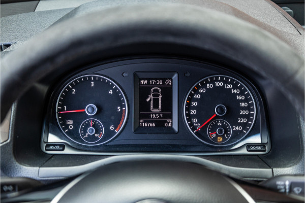 Volkswagen Caddy 2.0 TDI L2H1 Maxi Exclusive | Bi-Xenon | CarPlay | Elek stoelen | Stoelverwarming | Camera | Alcantara bekleding | MF Stuur | Nieuwe APK
