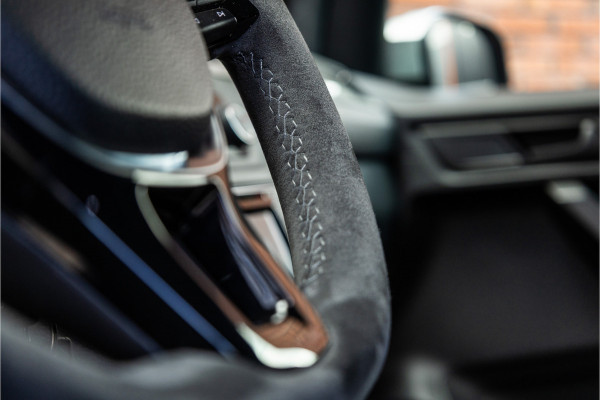 Volkswagen Caddy 2.0 TDI L2H1 Maxi Exclusive | Bi-Xenon | CarPlay | Elek stoelen | Stoelverwarming | Camera | Alcantara bekleding | MF Stuur | Nieuwe APK