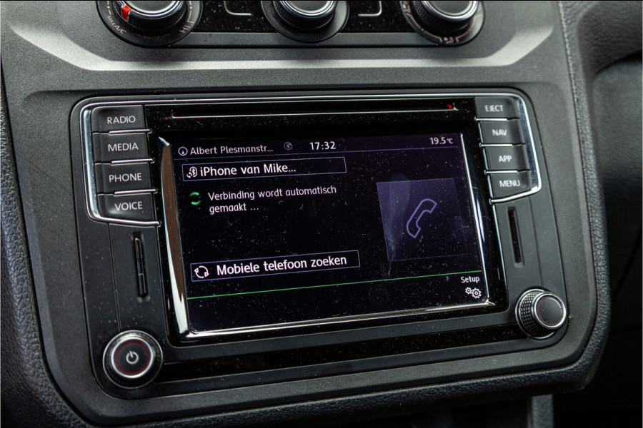 Volkswagen Caddy 2.0 TDI L2H1 Maxi Exclusive | Bi-Xenon | CarPlay | Elek stoelen | Stoelverwarming | Camera | Alcantara bekleding | MF Stuur | Nieuwe APK