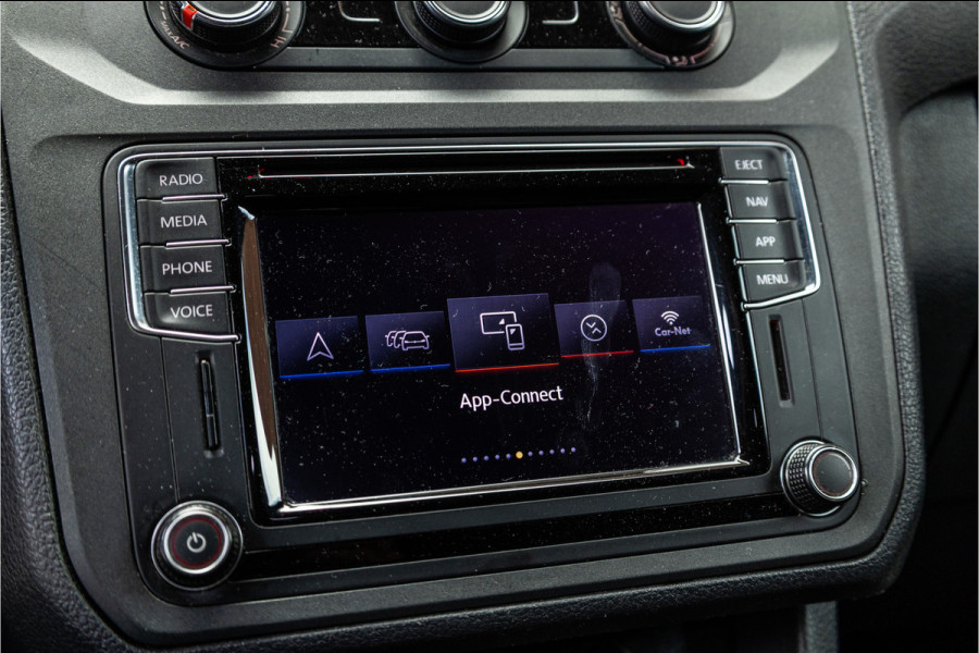 Volkswagen Caddy 2.0 TDI L2H1 Maxi Exclusive | Bi-Xenon | CarPlay | Elek stoelen | Stoelverwarming | Camera | Alcantara bekleding | MF Stuur | Nieuwe APK
