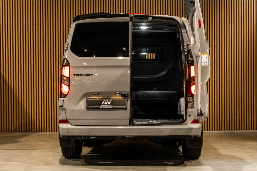 Ford Transit Custom 320 2.0 TDCI 150 PK L2H1 Limited DC | Dubbel Cabine | ACC | Blind Spot | Navigatie | Camera | CarPlay | Lane Assist | Stoelverwa | Trekhaak | Verlengde fabrieksgarantie tot 12-2029
