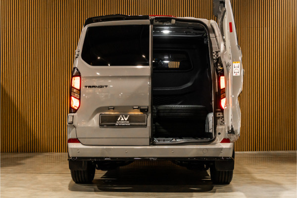 Ford Transit Custom 320 2.0 TDCI 150 PK L2H1 Limited DC | Dubbel Cabine | ACC | Blind Spot | Navigatie | Camera | CarPlay | Lane Assist | Stoelverwa | Trekhaak | Verlengde fabrieksgarantie tot 12-2029