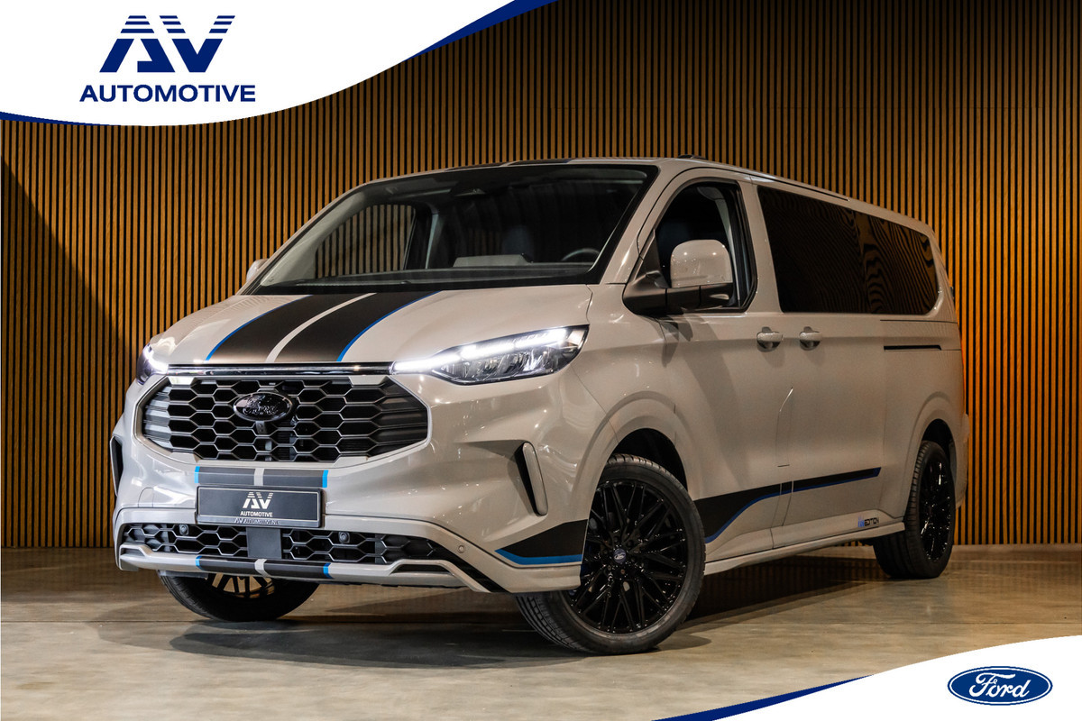 Ford Transit Custom 2.0 TDCI L2H1 SPORT 170 PK DC | BPM VRIJ | DUBBEL CABINE | 360 CAMERA | ACC | BLIS | NAVIGATIE | CARPLAY | LANE ASSIST | ELEK  TREKHAAK | 5-ZITTER | VERLENGDE FABRIEKSGARANTIE TOT12-2029