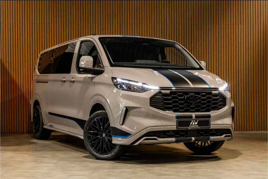 Ford Transit Custom 2.0 TDCI L2H1 SPORT 170 PK DC | BPM VRIJ | DUBBEL CABINE | 360 CAMERA | ACC | BLIS | NAVIGATIE | CARPLAY | LANE ASSIST | ELEK  TREKHAAK | 5-ZITTER | VERLENGDE FABRIEKSGARANTIE TOT 12-2029