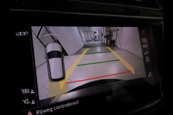 Volkswagen Tiguan 1.4 TSI eHybrid R-Line Business 245pk | 19'LM-velgen| Pano-dak| Camera| trekhaak afneembaar