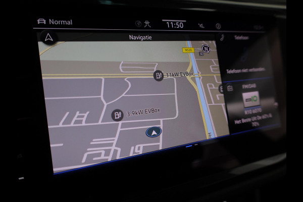 Volkswagen Tiguan 1.4 TSI eHybrid R-Line Business 245pk | 19'LM-velgen| Pano-dak| Camera| trekhaak afneembaar