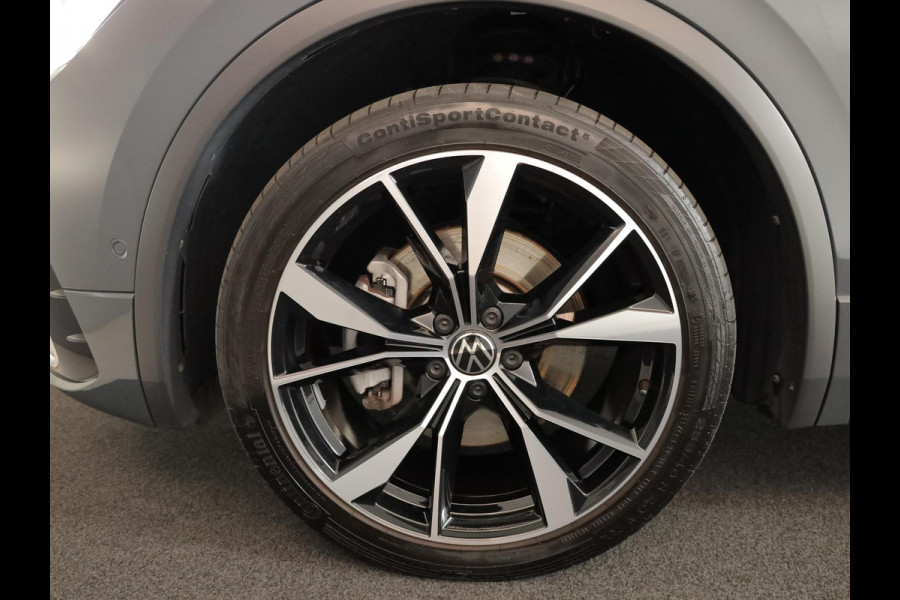 Volkswagen Tiguan 1.4 TSI eHybrid R-Line Business 245pk | 19'LM-velgen| Pano-dak| Camera| trekhaak afneembaar