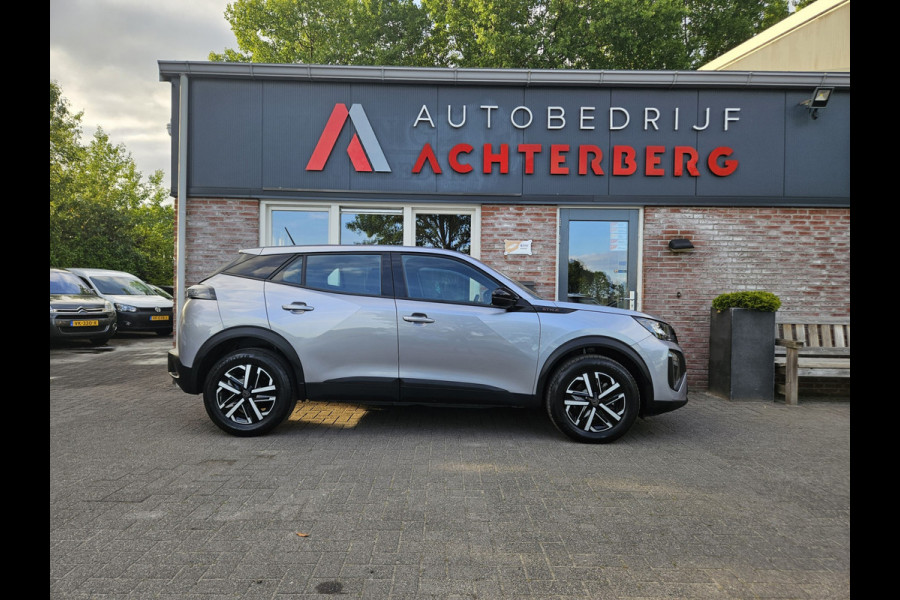 Peugeot 2008 1.2 Hybrid 136 Style Carplay! LED! Automaat! Cruise Control! Mooie/Nette Auto!