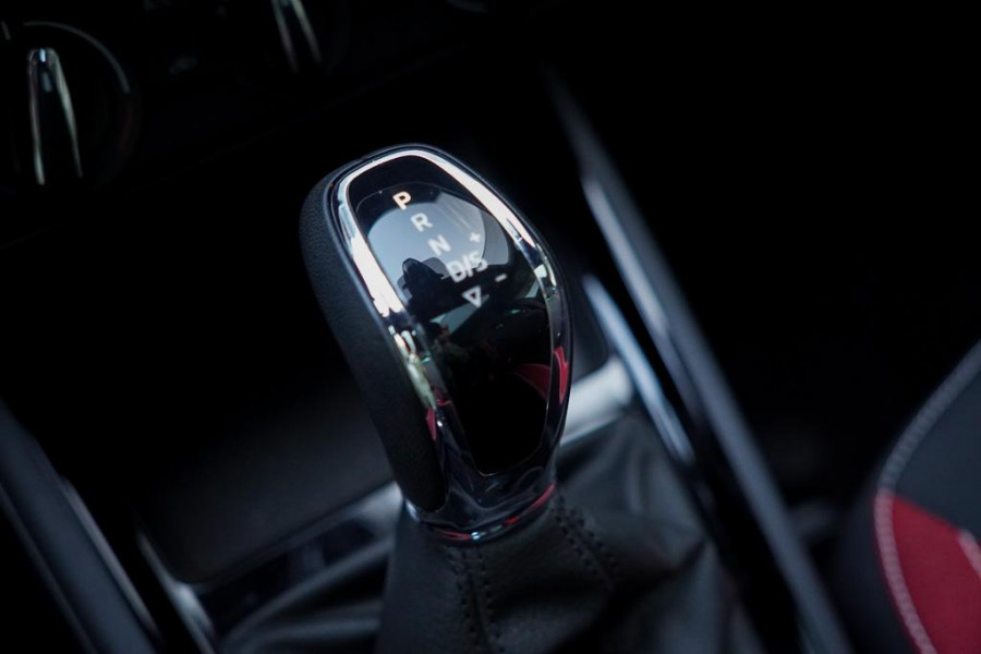 Škoda Kamiq 1.0 TSI Monte Carlo / DSG Aut / Pano / Matrix / Camera / Adaptive Cruise