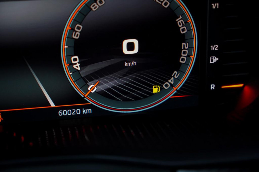 Škoda Kamiq 1.0 TSI Monte Carlo / DSG Aut / Pano / Matrix / Camera / Adaptive Cruise