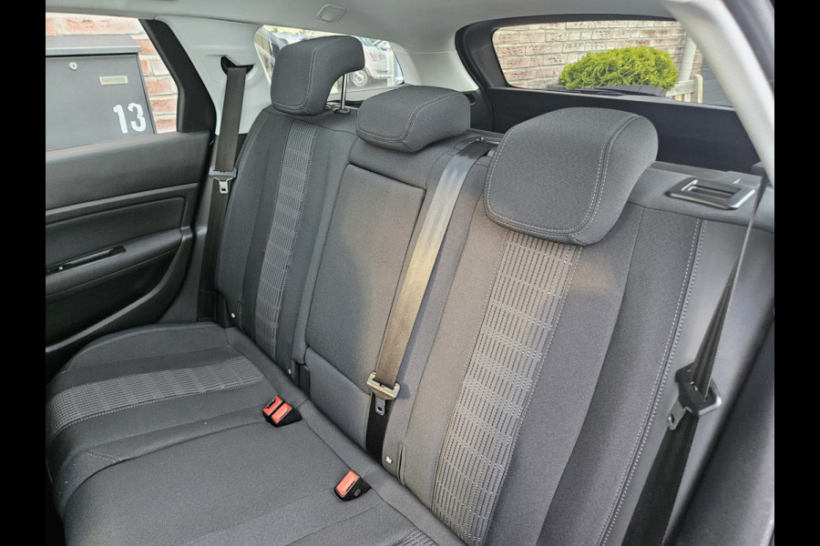 Peugeot 308 SW 1.2 PureTech GT-line Automaat! Trekhaak! Panoramadak! Carplay! Mooie/Nette Auto!