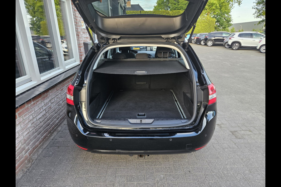 Peugeot 308 SW 1.2 PureTech GT-line Automaat! Trekhaak! Panoramadak! Carplay! Mooie/Nette Auto!
