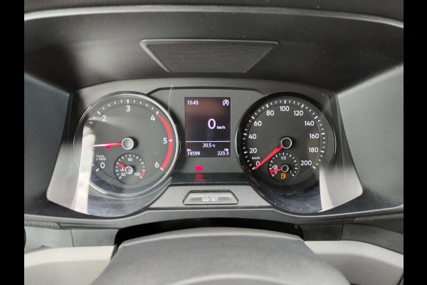 Volkswagen Crafter 35 2.0 TDI L3H3 Highline Airco Trekhaak Comfort Plus bestuurdersstoel Cruise Control Camera Pdc Bluetooth Voorruitverwarming Inbouwkasten Omvormer Signaleringsverlichting Betonplex Vloer Wandbetimmering Licht- en regensensor 3.000KG Trekgewicht 1e Eigenaar Origineel Nederlandse Bus