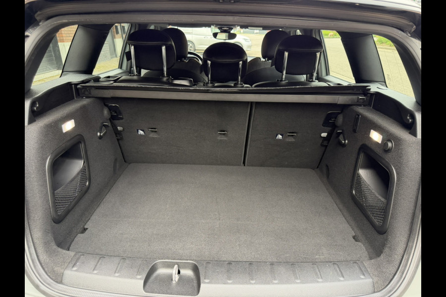 MINI Clubman 1.5 Automaat / Navigatie / 1e Eigenaar / Clima / Recent Onderhoud incl. Remmen compleet / LED-Verlichting / NED-MINI
