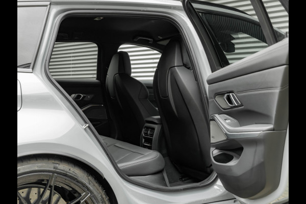 BMW 3 Serie Touring M3 xDrive - Carbon Brakes - Stoelventilatie - Carbon Interieur