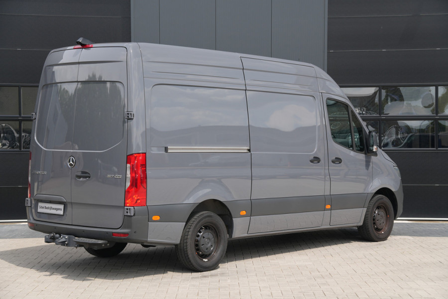 Mercedes-Benz Sprinter 317CDI L2H2 Pro - Navi - Camera - Cruise - Betimmering - Trekhaak - Blind Spot - Rijklaar