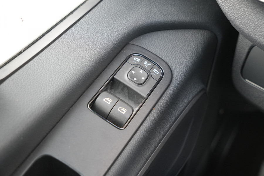 Mercedes-Benz Sprinter 317CDI L2H2 Pro - Navi - Camera - Cruise - Betimmering - Trekhaak - Blind Spot - Rijklaar