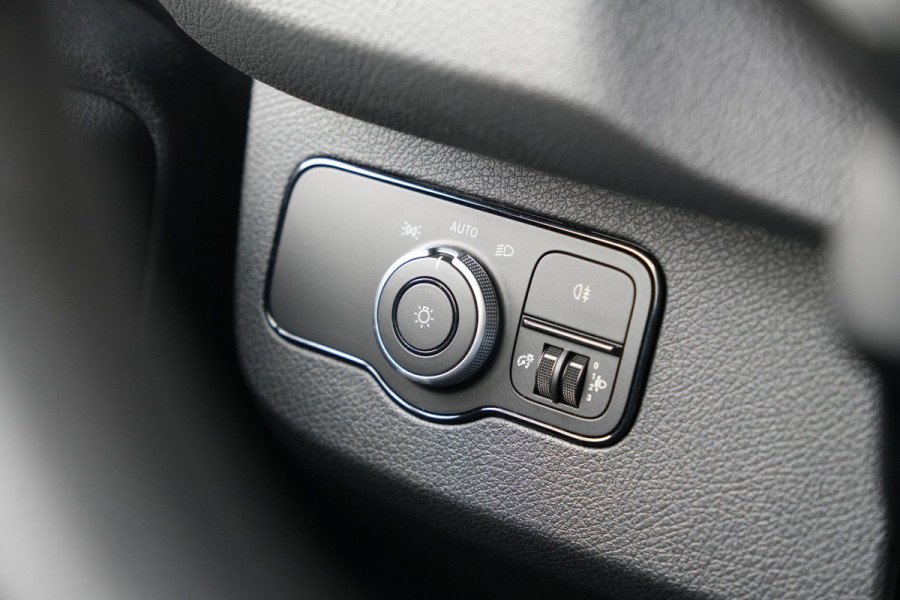 Mercedes-Benz Sprinter 317CDI L2H2 Pro - Navi - Camera - Cruise - Betimmering - Trekhaak - Blind Spot - Rijklaar