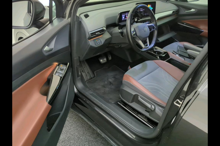 Volkswagen ID.4 First 77 kWh 204 PK | SOH 92,21% |  Navigatie | Parkeercamera | 20" LM velgen