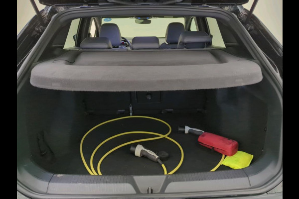 Volkswagen ID.4 First 77 kWh 204 PK | SOH 92,21% |  Navigatie | Parkeercamera | 20" LM velgen