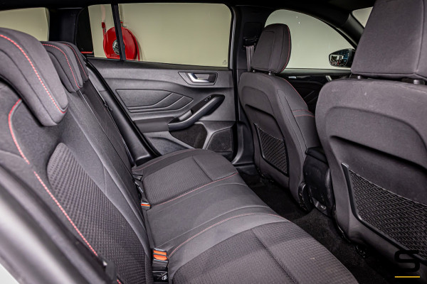 Ford FOCUS Wagon 1.5 EcoBoost Active Business|ST-Line|Trekhaak