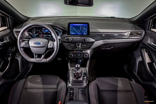 Ford FOCUS Wagon 1.5 EcoBoost Active Business|ST-Line|Trekhaak