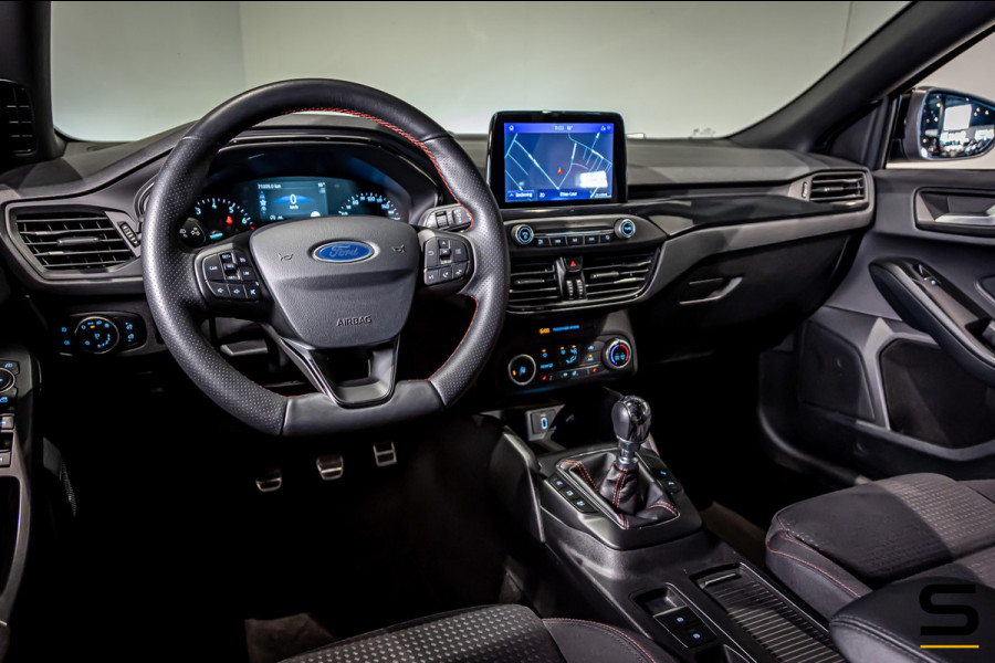 Ford FOCUS Wagon 1.5 EcoBoost Active Business|ST-Line|Trekhaak