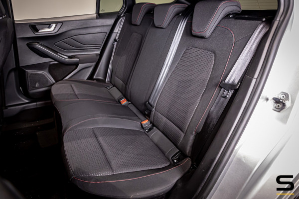 Ford FOCUS Wagon 1.5 EcoBoost Active Business|ST-Line|Trekhaak