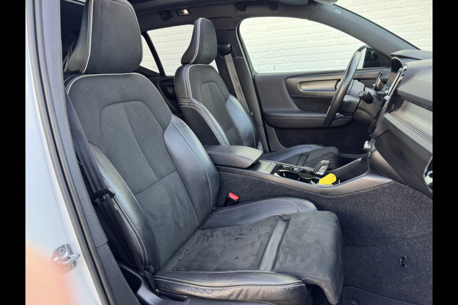 Volvo XC40 2.0 T4 AWD Inscription R-Design Pano Camer carplay Trekhaak Navi