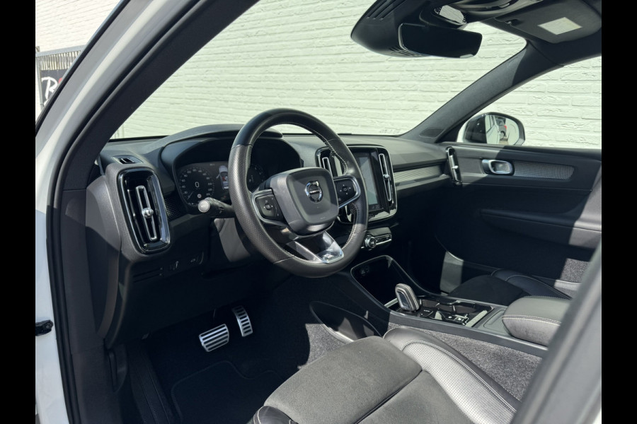 Volvo XC40 2.0 T4 AWD Inscription R-Design Pano Camer carplay Trekhaak Navi