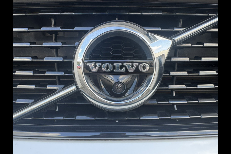 Volvo XC40 2.0 T4 AWD Inscription R-Design Pano Camer carplay Trekhaak Navi
