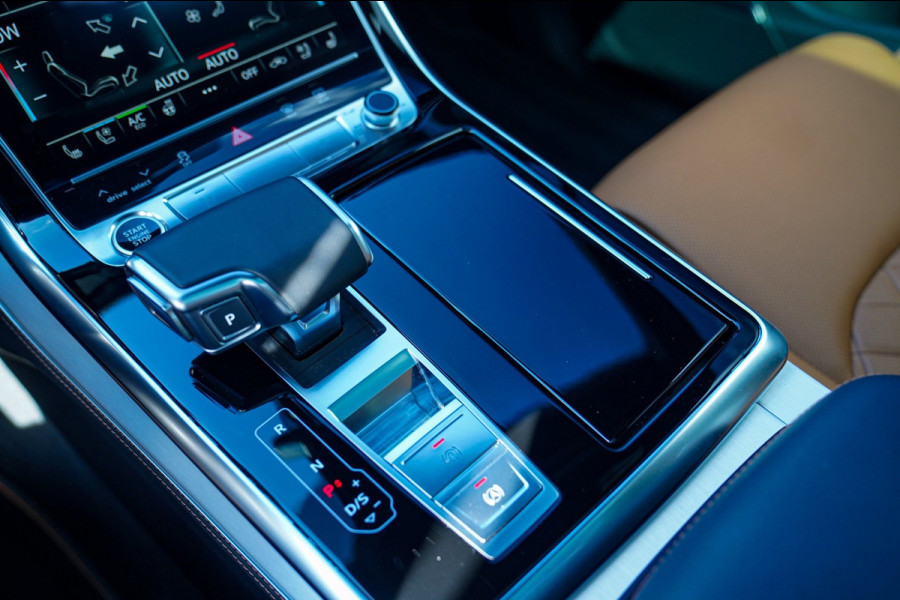 Audi Q7 55 TFSI e quattro Pro Line S | Massage | BTW | 1e eig | ACC | Matrix | Trekhaak | Bang&Olufsen 3D | Panorama | Head up |