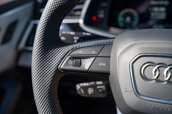 Audi Q7 55 TFSI e quattro Pro Line S | Massage | BTW | 1e eig | ACC | Matrix | Trekhaak | Bang&Olufsen 3D | Panorama | Head up |