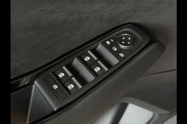 Renault Austral 1.2 Full hybrid 200pk iconic esprit Alpine | Groot Navi | 20" | 360 | ACC | HUD | Dodehoek | Stoel, stuur & Voorruit verwarming | 100% Dealer Onderhouden! Verlengde Garantie tot 04-2028