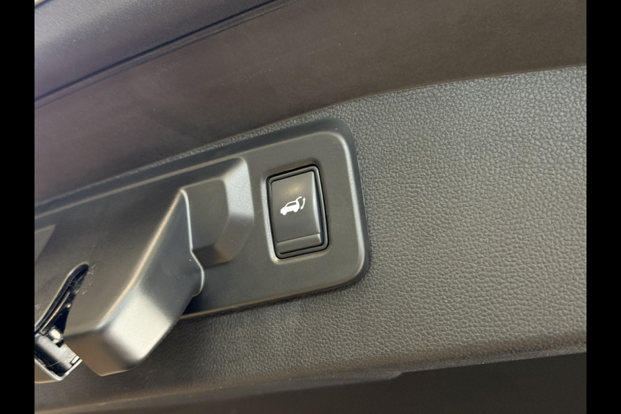 Renault Austral 1.2 Full hybrid 200pk iconic esprit Alpine | Groot Navi | 20" | 360 | ACC | HUD | Dodehoek | Stoel, stuur & Voorruit verwarming | 100% Dealer Onderhouden! Verlengde Garantie tot 04-2028