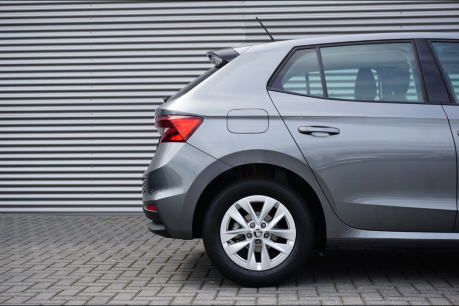 Škoda Fabia 95PK Ambition ZUINIG | WINTERPACK | CAMERA | CARPLAY