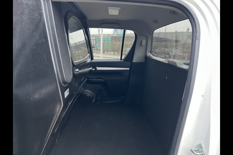 Toyota Hilux 2.4 D-4D-F Double Cab Professional Automaat