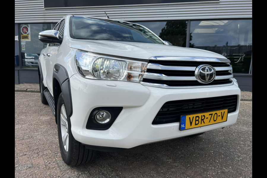 Toyota Hilux 2.4 D-4D-F Double Cab Professional Automaat