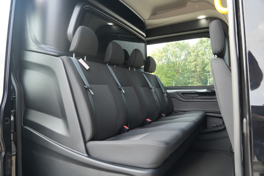 Ford Transit 350 2.0 TDCI L3H2 Trend 130pk DC 7 zits - Navi - Stoelverwarming - Raptor - Cruise - Trekhaak - PDC - Rijklaar